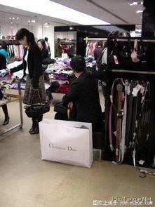 逛街的照片,逛街照片背后的故事